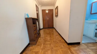 Flat on Calle de Iñigo Arista photo 10