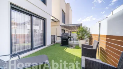 Chalet on Carrer Maria San Gil, Noain photo 21