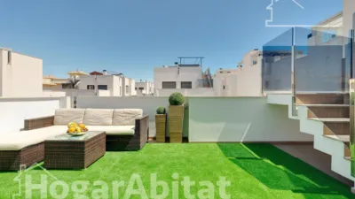 Chalet on Carrer Maria San Gil, Noain photo 7