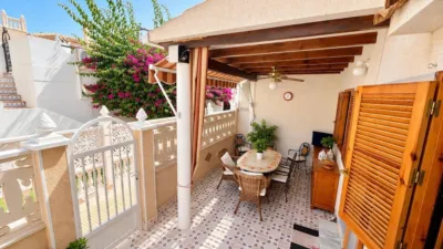 Semi-detached house in Playa Flamenca photo 3