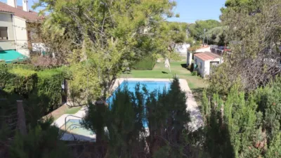Semi-detached house on Enrique Soriano Street photo 30