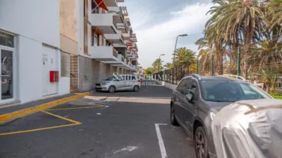 Apartment on Avenida de Rafael Puig Lluvina photo 28