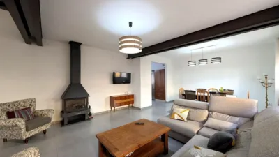 Chalet on Calle de la Llerena photo 3