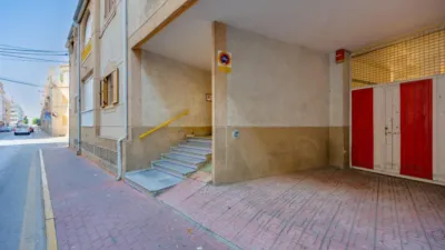 Apartment on Calle Urbano Arregui photo 26