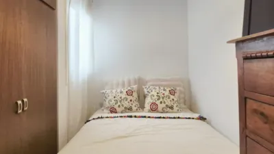 Attic on Carrer Transversal photo 28