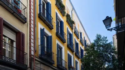 Flat on Calle de Andrés Borrego photo 8