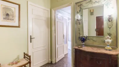 Apartment on Avenida de Alfonso X 'El Sabio' photo 37