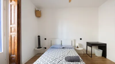 Flat on Calle de Andrés Borrego photo 23