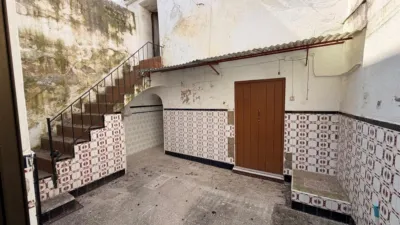 House in a Central Location photo 4