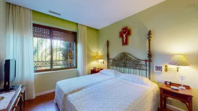 Chalet on Calle de Buenos Aires photo 40