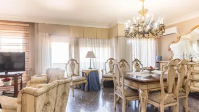 Apartment on Avenida de Alfonso X 'El Sabio' photo 6
