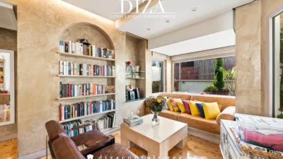 Penthouse on Calle de la Alameda photo 6