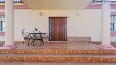 Chalet in Las Almenas photo 6