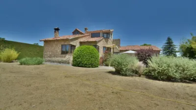 Chalet on Carretera San Ildefonso photo 5