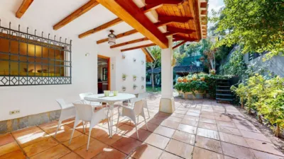 Chalet on Calle de Buenos Aires photo 30