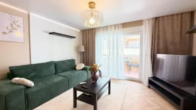 Apartment on Calle de Ramón Gallud photo 9
