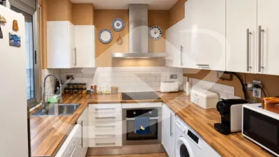 Flat for sale on Carrer de Sant Sebastià photo 8