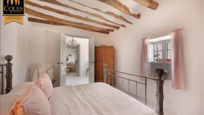 Rustic Finca on Calle Fuenblanquilla photo 16