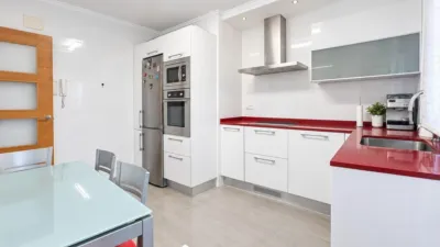 Apartment on Avenida de Sabino Arana photo 15