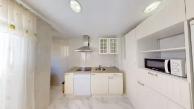 Apartment on Calle de la Concepción Jerónima photo 11