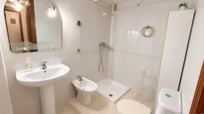 Apartment in University Area photo 17