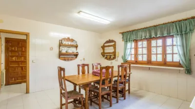 Chalet on Avenida de las Acacias photo 33