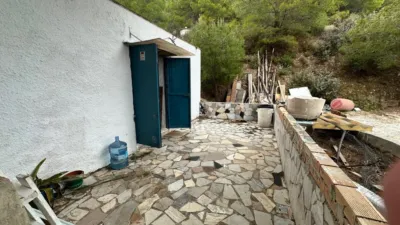 Rustic finca on Carretera de Alozaina, 1 photo 3