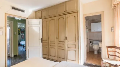 Apartment on Avenida de Alfonso X 'El Sabio' photo 25