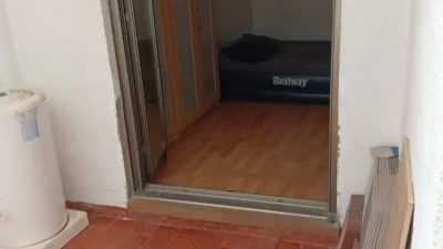 Apartment on Carrer del Cadí photo 9