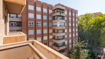 Apartment on Avenida de Alfonso X 'El Sabio' photo 44