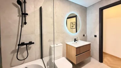 Apartment on Calle de Ramón Gallud photo 17