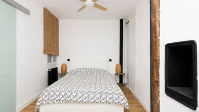 Flat on Calle de Andrés Borrego photo 32