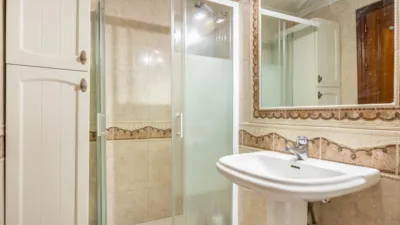 Piso en Ronda de Triana-Patrocinio-Turruñuelo photo 11
