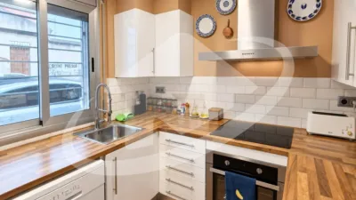 Flat for sale on Carrer de Sant Sebastià photo 7