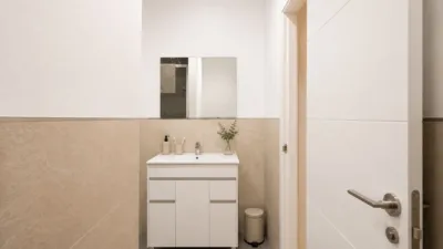Flat on Calle de Andrés Borrego photo 38