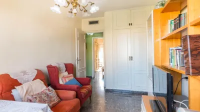 Apartment on Avenida de Alfonso X 'El Sabio' photo 29
