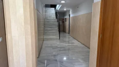 Apartment in University Area photo 31