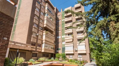 Apartment on Avenida de Alfonso X 'El Sabio' photo 46