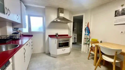 Penthouse in Travesía de Uribarri 'C' photo 3