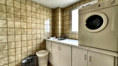 Apartment at Carrer Poeta Miguel Hernandez, No. 14 photo 22