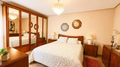 Apartment at Carrer Poeta Miguel Hernandez, No. 14 photo 9