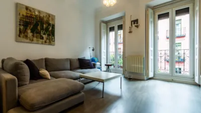 Apartment on Calle del Ave María photo 4