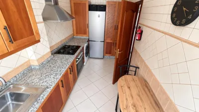 Semi-detached house on Calle Vicente Alexandre photo 9