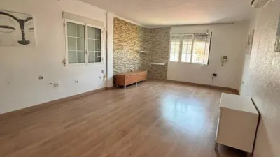 Chalet in Zona Los Frutales photo 3