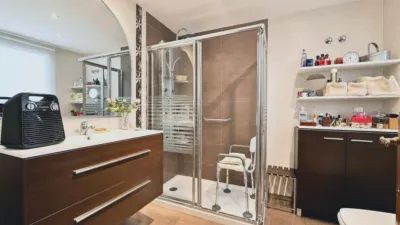 Apartment at Carrer Poeta Miguel Hernandez, No. 14 photo 15