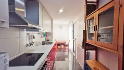 Apartment on Calle Agustina de Aragón photo 2