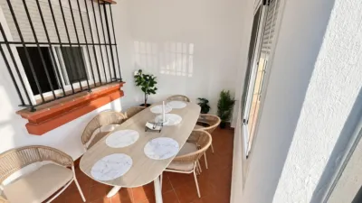 Semi-detached house on Calle Vicente Alexandre photo 2