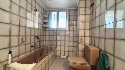 Apartment at Carrer Poeta Miguel Hernandez, No. 14 photo 25