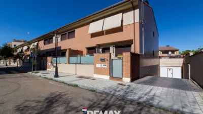 Terraced house on Calle Comunidad de Galicia, 7 photo 3