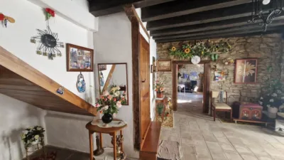 Chalet on Carretera de Otazu photo 24
